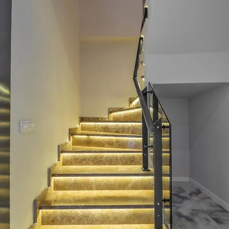 Duplex In Cleopatra, 200 M To The * אלאניה