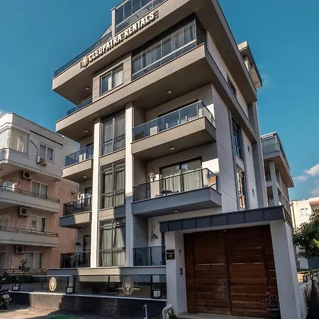 Duplex In Cleopatra, 200 M To The *